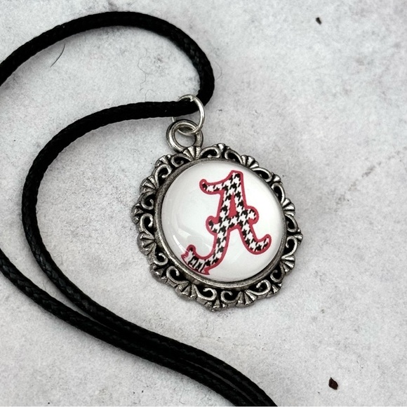 ππRoll Tide!ππ Alabama Football Pendant - Picture 4 of 5